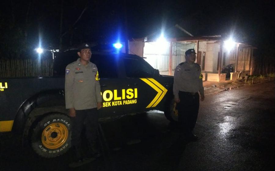 Antisipasi 3C, Personel Polsek Kota Padang Lakukan Patroli Malam    Rejang Lebong – Polsek Kotapadang Polres Rejang Lebong Polda Bengkulu Melaksanakan Kegiatan Patroli Antisipasi Tindak Pidana 3C Di Wilayah Hukum Polsek Kotapadang.  Kapolsek Kotapadang AK