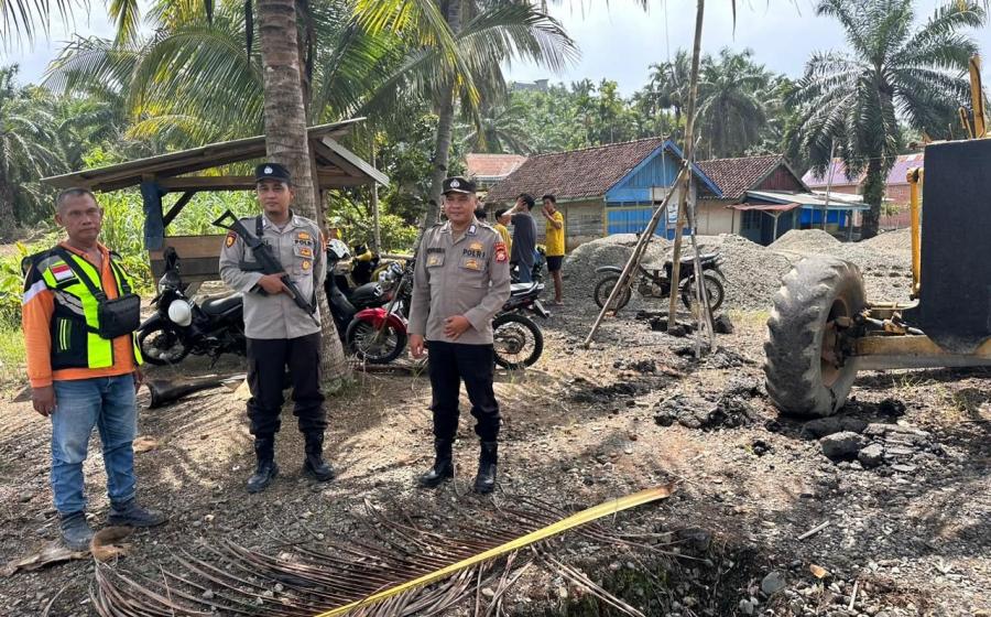 Ciptakan Kamtibmas Konduisf di Seputraan Wilkum, Polsek Nasal Patroli Rutin Sampaikan Pesan Kamtibmas 
