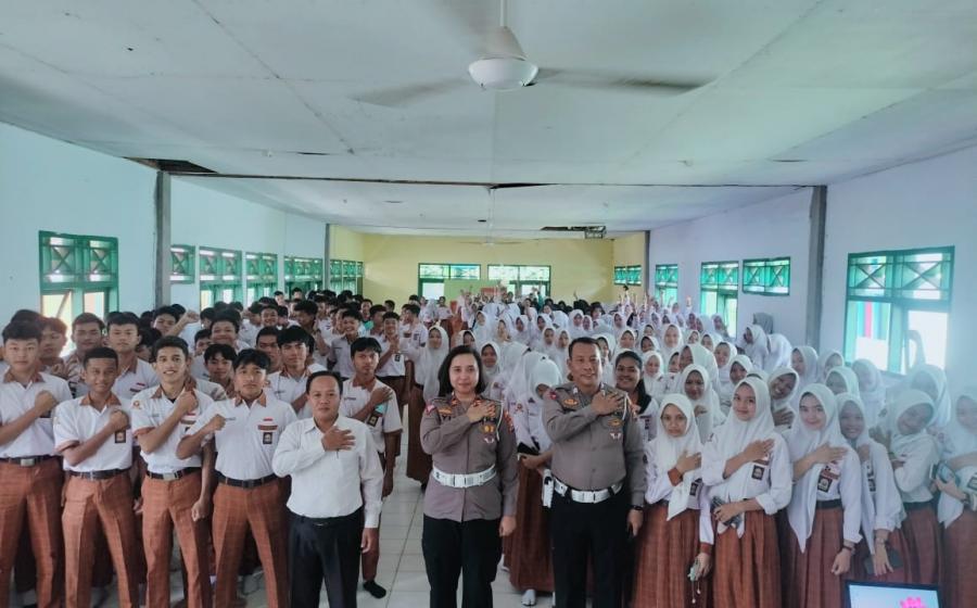 Satlantas Polres Bengkulu Utara Gelar Sosialisasi Kamseltibcarlantas di SMAN 01 Bengkulu Utara