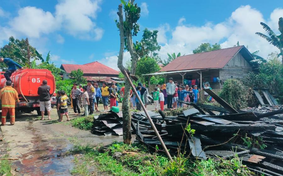 Rumah Warga di Desa Talang Belitar Kebakaran, Surat Berharga dan Kendaraan Hangus