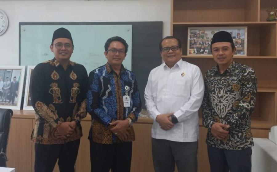 Pimpinan STIESNU Bengkulu dengan Kasubdit Ketenagaan Dirjen Dikti Kemenag RI