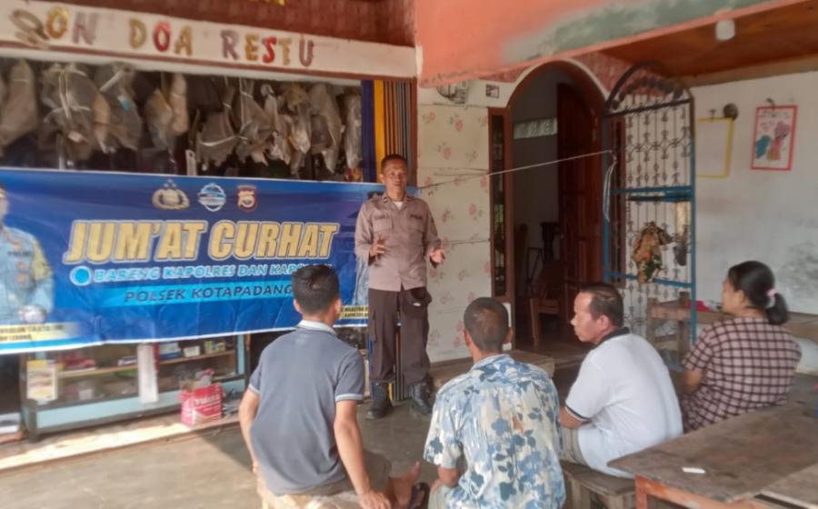 Bersama Warga Desa Lubuk Mumpo, Polsek Kotapadang Laksanakan Jumat Curhat 