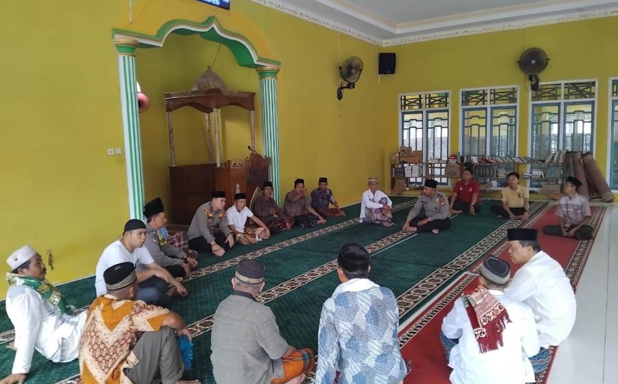 Pererat Tali Silahturahmi, Kaposlek Kaur Utara Safari Jumat di Masjid Al-Mukarama