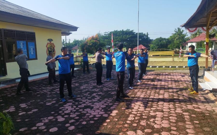 Personel Polsek Maje Laksanakan Olahraga Bersama Untuk Meningkatkan Kesehatan dan Kekompakan 