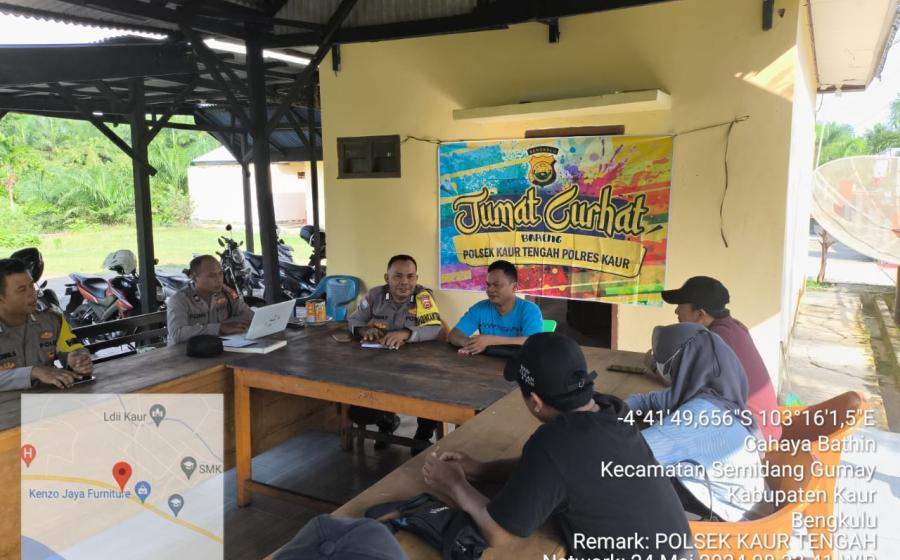 Polsek Kaur Tengah Jumat Curhat dengan Petugas  PPK Kecamatan Kaur Tengah