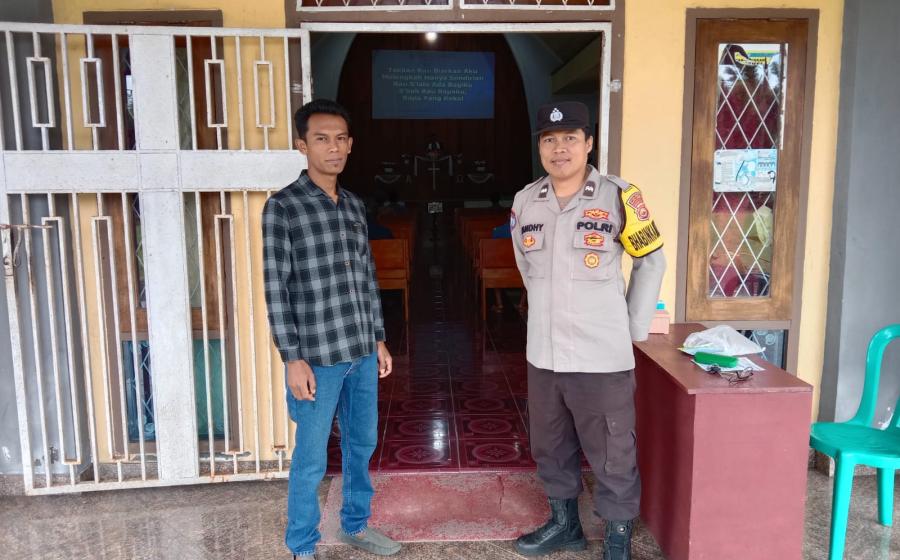 Polsek Selupu Rejang Laksanakan Pengamanan Ibadah Minggu di Gereja 