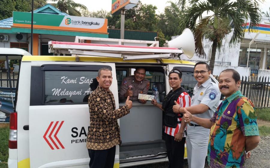Jasa Raharja Bersama Samsat Seluma Lakukan Pelayanan Keliling Sore Hari
