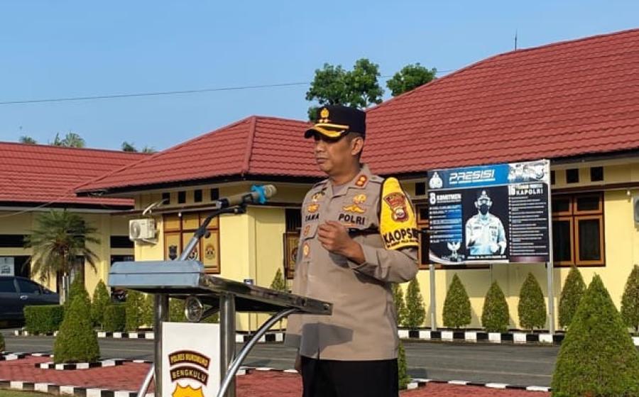 Pimpin Apel Pagi, Kapolres Mukomuko Tegaskan Jaga Netralitas Polri dan Jaga Kesehatan Jelang Pilkada