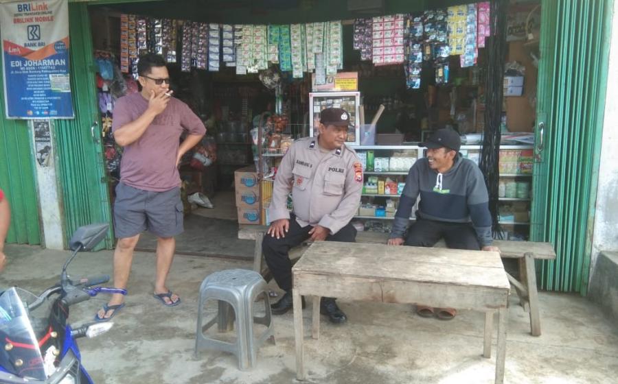 Sambangi Pemukiman Penduduk, Personel Polsek Muara Sahung Patroli KRYD 