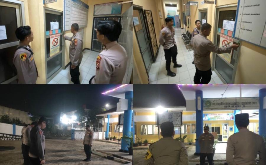 Polsek Gading Cempaka Pengamanan Logistik Pemilu di Sekretariat PPK Kecamatan 