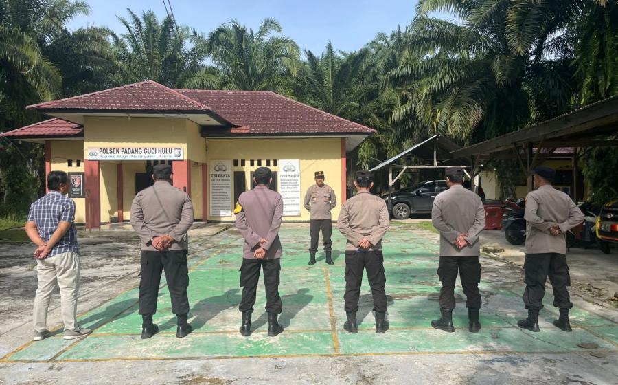 Polsek Padang Guci Hulu Gelar Apel Pagi, Cek Kesiapan Personil dan Pastikan Situasi Aman