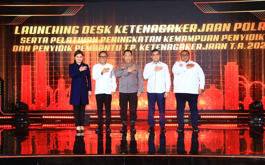 Kapolri Resmikan Desk Ketenagakerjaan Demi Beri Jaminan Perlindungan Kaum Buruh 