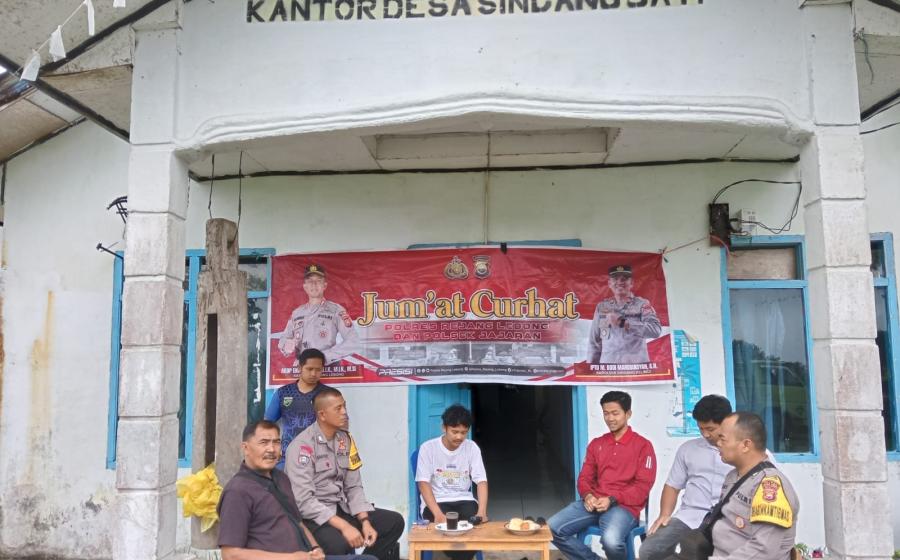 Membangun Sinergi, Polsek Sindang Kelingi Gelar Jumat Curhat untuk Ciptakan Keamanan Bersama Warga