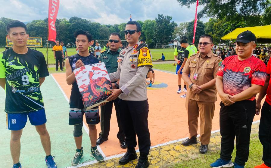 Kapolres Rejang Lebong Buka Turnamen Piala Denbekang II/1.B Curup HUT Bekang AD ke 76