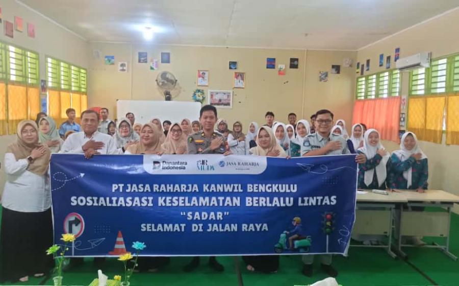 Jasa Raharja Bengkulu Ajak Pelajar SMAN 9 Kota Bengkulu Tumbuhkan Kesadaran Keselamatan di Jalan Raya