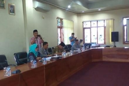 Hearing Pansus Aset dengan warga Bentiring