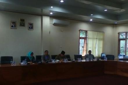 Hearing Pansus Aset dengan warga Bentiring