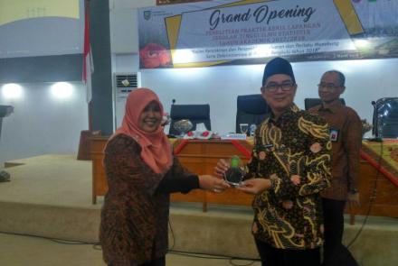 penyambutan mahasiswa STIS jakarta