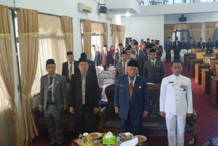 DPRD seluma mendengarkan Pidato kenegaraan 